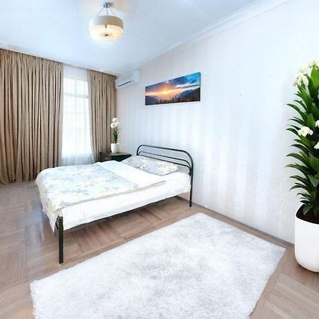 Цум Пассаж Яворницького 55 Appartement Dnjepropetovsk Buitenkant foto